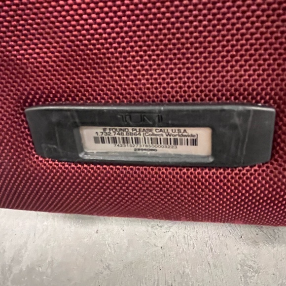 TUMI Series 1 4-Wheeled Spinner Carry-On - Picture 7 of 11